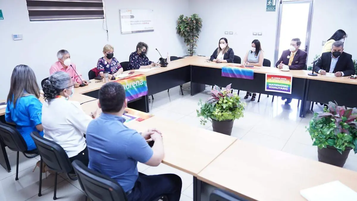 Aprueban en Comisiones extender matrimonio